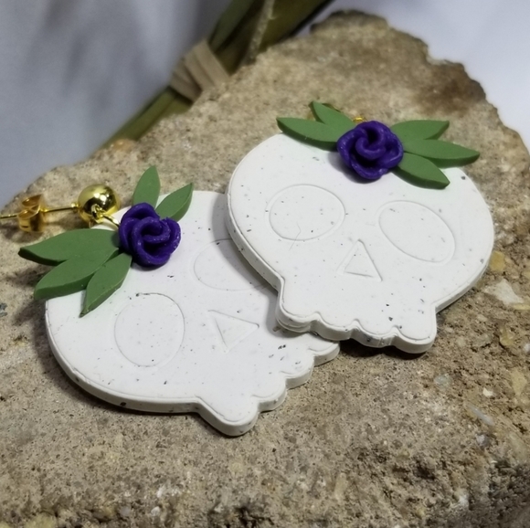 Handcrafted polymer clay earrings - Picture 1 of 3